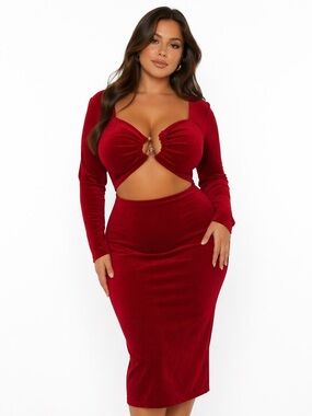 NWT Zaful Medium Red Long Sleeve Cutout Bodycon Midi Dress With Gold Detail